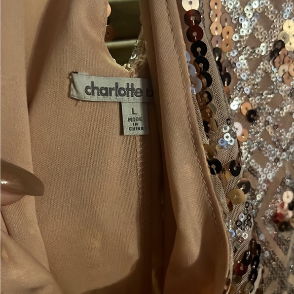 Dress - Picture 4 of 5